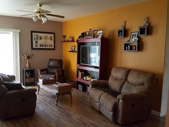 3rd image of 1321 Chichester Dr