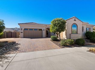 2927 E Constance Way, Phoenix, AZ 85042
