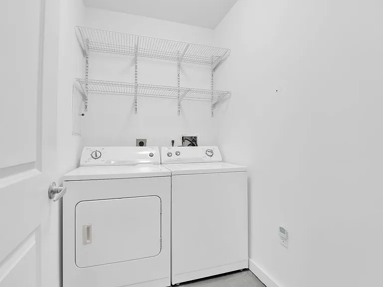 300 S Australian Ave #125 — Photo 27