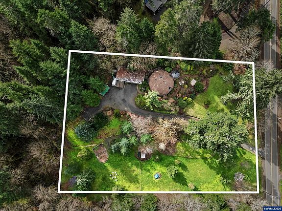 2nd image of 12770 Maxfield Creek Rd