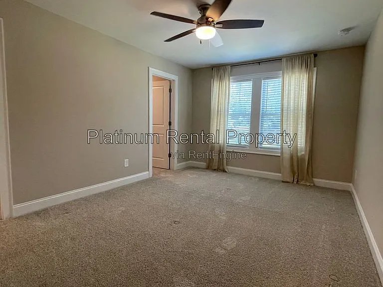 3215 Summerpoint Xing — Photo 62