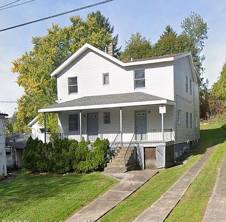 2nd image of 318 15th Ave