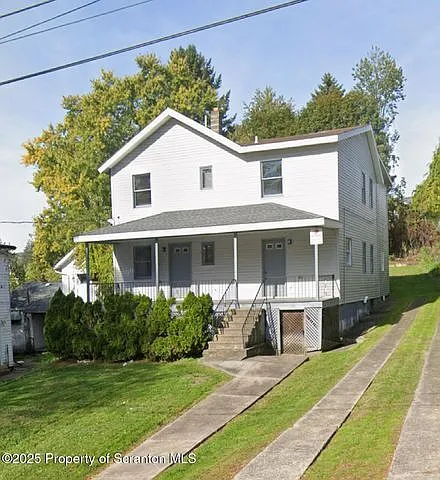 318 15th Ave — Photo 2