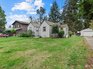 123 N 136th St, Seattle, WA