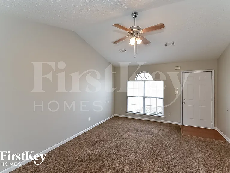 824 Rock Shoals Ct — Photo 6