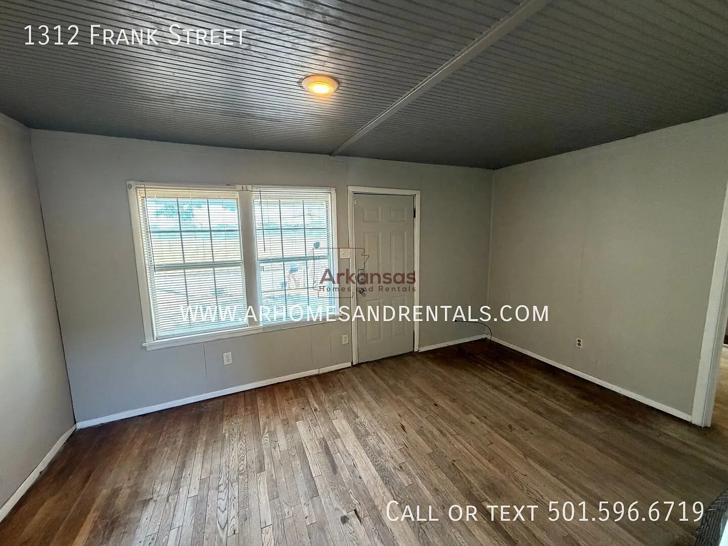 1/2 Off First Month's Rent ~ 1312 Frank Street ~ 2 Bedrooms | 1 Bathroom — Photo 2