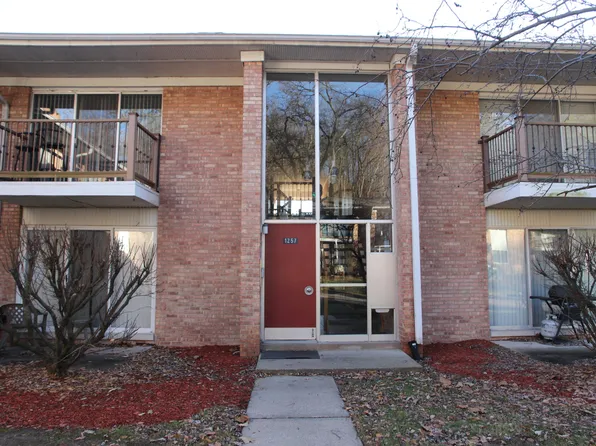 1257 Island Dr APT 203, Ann Arbor, MI 48105