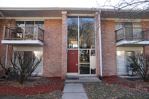 1257 Island Dr #203 Photo 1