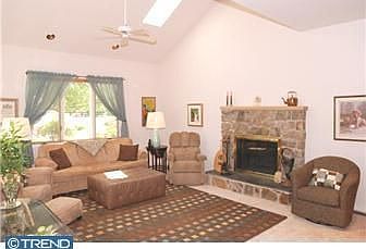 2nd image of 212 Harvest Ln