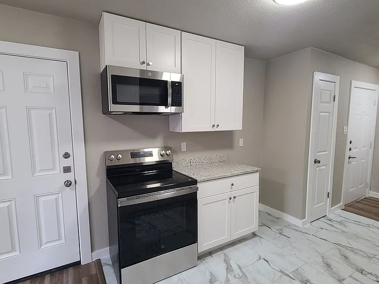 13707 Earlywood St — Photo 18