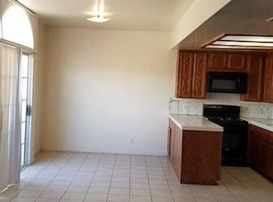 8648 Lupine Loop — Photo 4