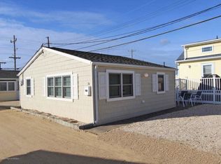 34 E Penguin Way, Lavallette, NJ 08735