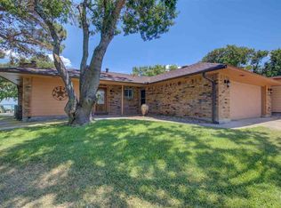 510 Panorama Dr, Kingsland, TX 78609