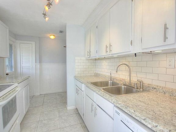 4th image of 18910 Ticino Ln