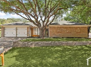4509 Branchview Dr, Arlington, TX 76017