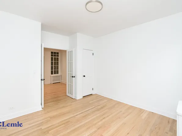 215 East 88th Street image 6 of 10