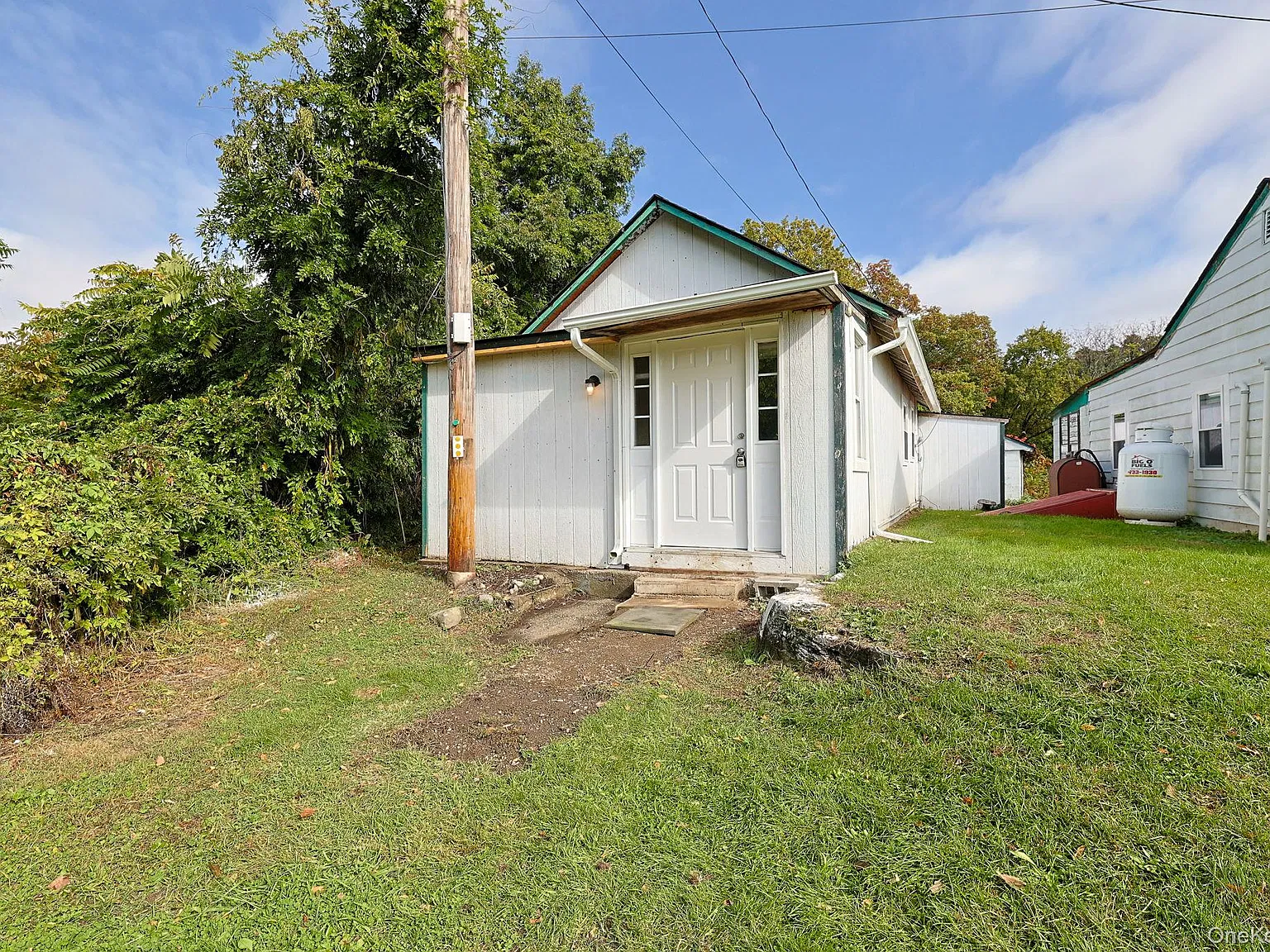 1 bed, 1.0 bath, 450 sqft, $1,800 — Photo 1