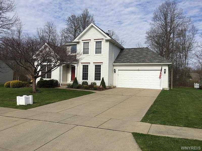 1st image of 2 Stone Hedge Dr