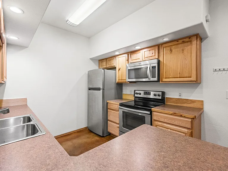 1165 Stock Rd #B — Photo 7
