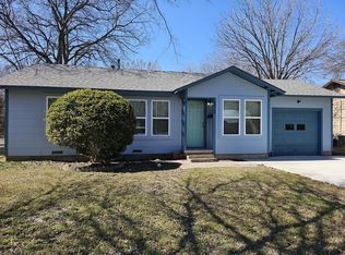 1013 Denton St, Denton, TX 76201