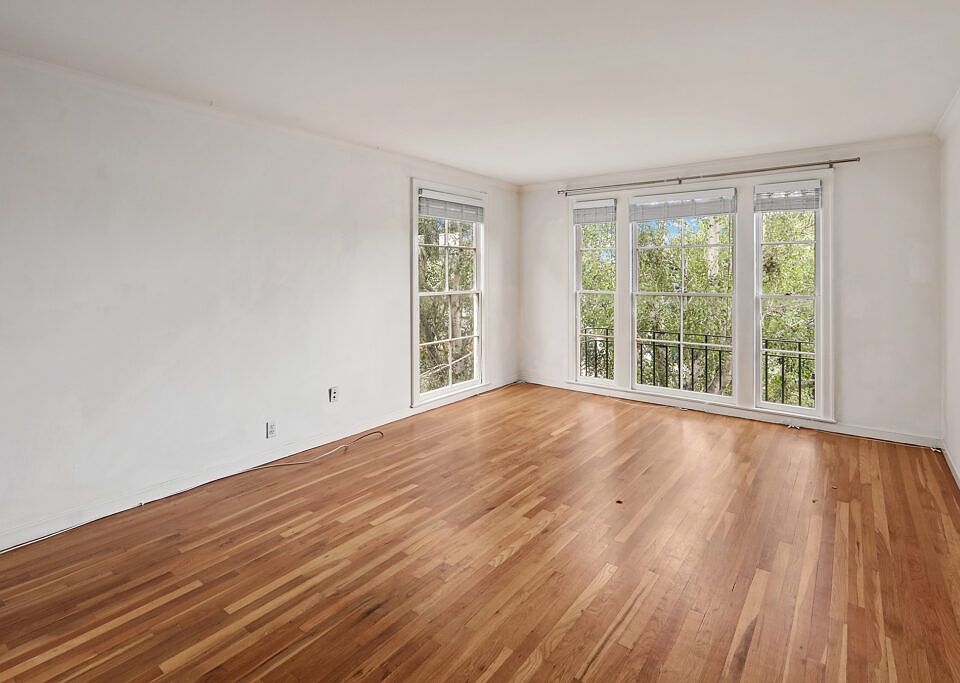 1st image of 1421 Oak Grove Ave #306