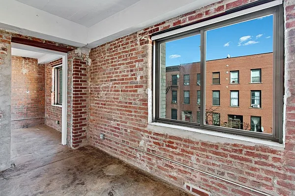 Rented by Brick&Mortar | media 63