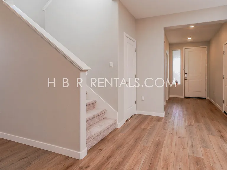 1038 Osprey Dr — Photo 16