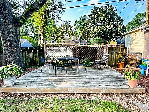 5th image of 3558 Charleswood Ave