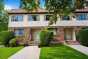 261 Katan Avenue, #B
