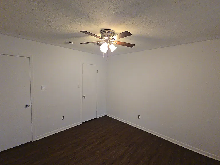 629 W Ridge Dr — Photo 18