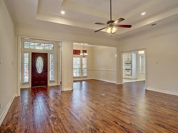 4th image of 1120 Parkrow Pl