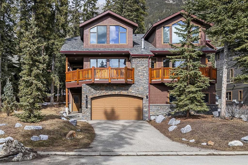 124 SW Silvertip Rdg #4