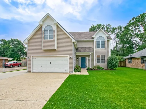 121 Saint John St, Luling, LA 70070