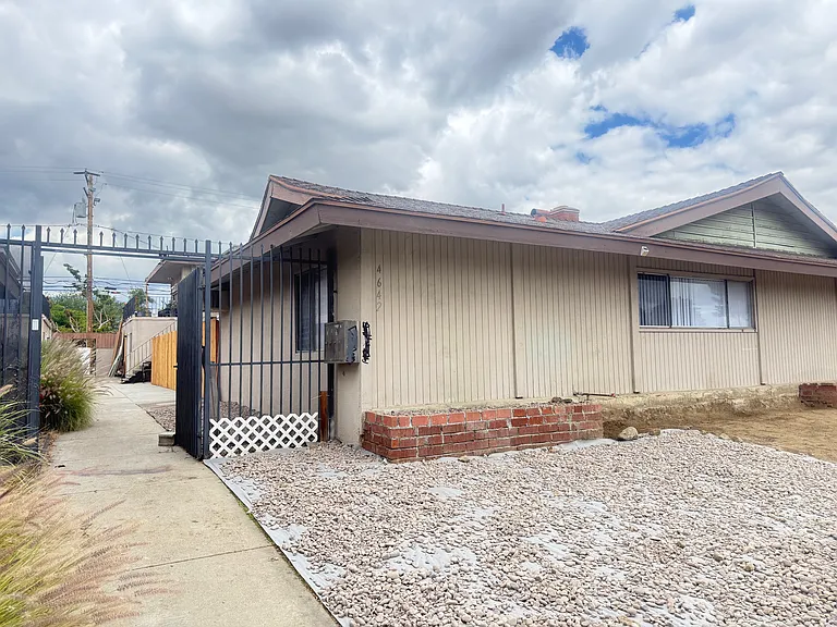 4642 Canoga St #A — Photo 16