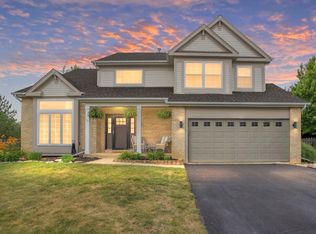 248 Gatewood Ln, Bartlett, IL 60103