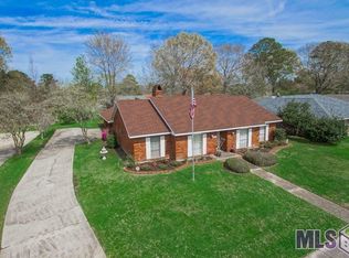 12645 E Robin Hood Dr, Baton Rouge, LA 70815