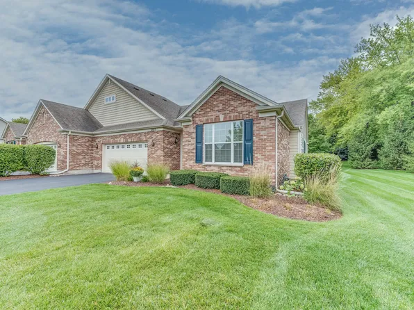 2077 John Paul Jones Ln, Bolingbrook, IL 60490