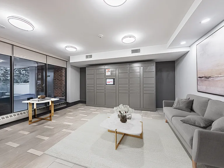 2220 Marine Dr — Photo 14