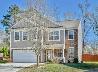 6705 Chieftain Dr, Charlotte, NC 28216