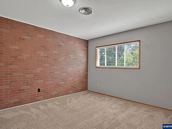 These are the listing photos staged. This room is not furnished. The carpets are freshly shampooed and the room has recently been professionally cleaned. Videos of room available at Ry-Trick Properties on Facebook.