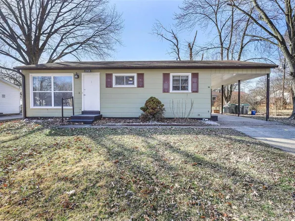1358 Broadlawns Ln, Saint Louis, MO 63138