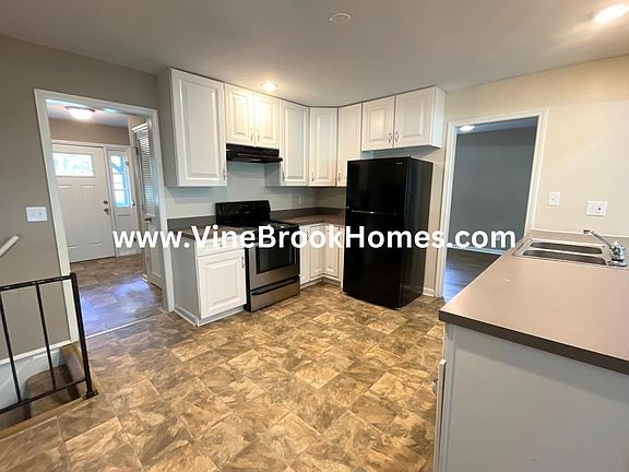 4th image of 624 Folcroft Ct