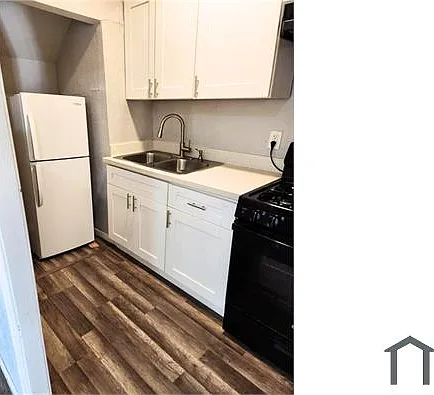 Studio, 400 sqft, $765 — Photo 4