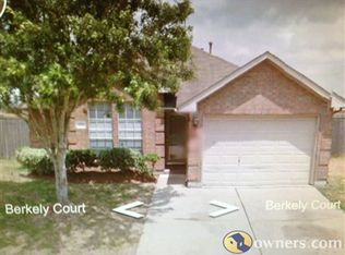 8222 Berkely Ct, Baytown, TX 77521