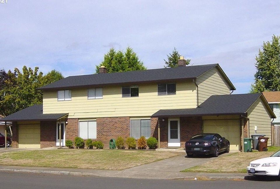 1st image of 2197 NE Barberry Ct #2197