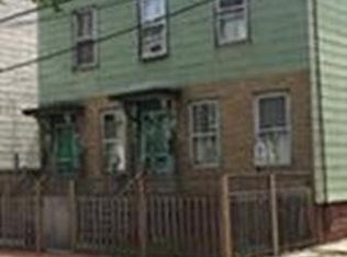 20-22 Athens St, Cambridge, MA 02138