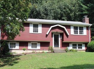 36 Birch Ln, Madison, CT 06443