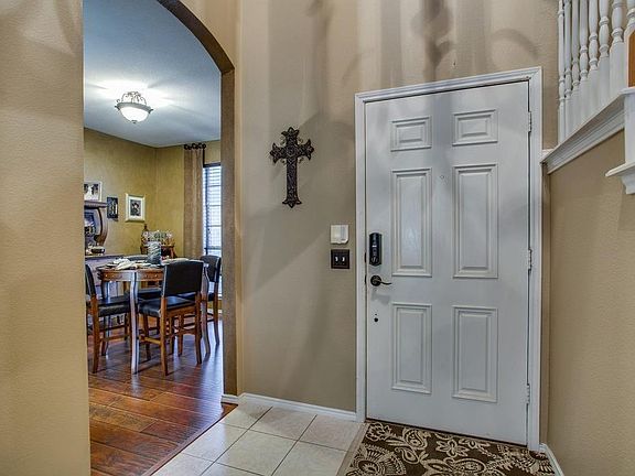 4th image of 2402 Shadow Vale Ct