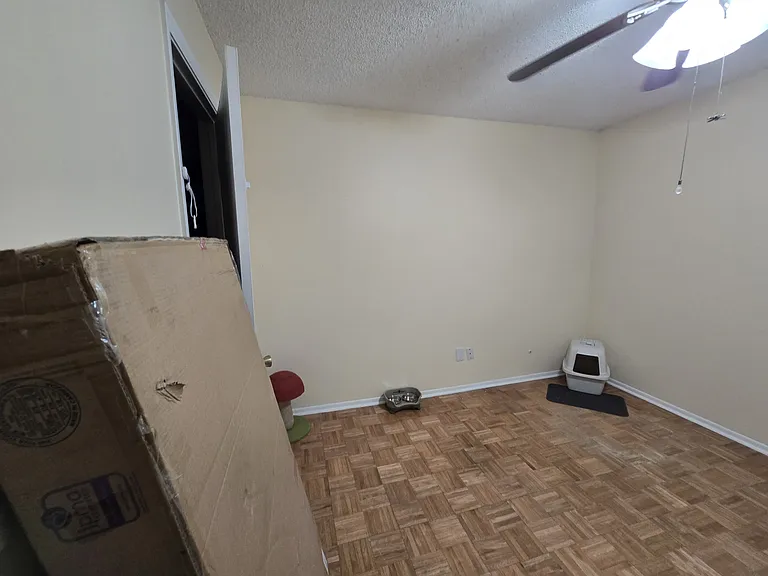 1545 Maxwell Ln — Photo 37