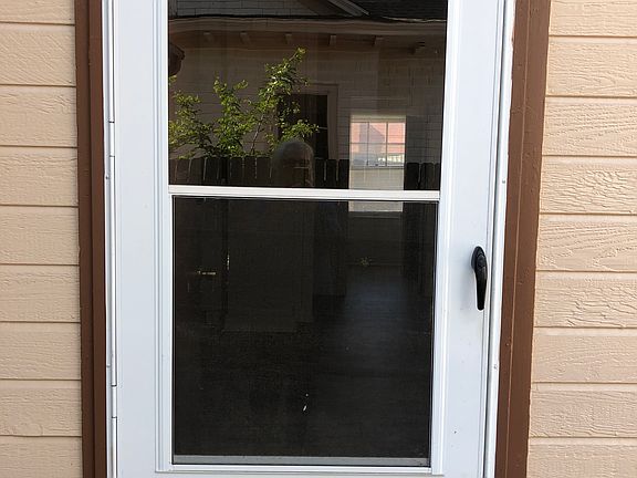 4th image of 1020 S College Ave Suite B